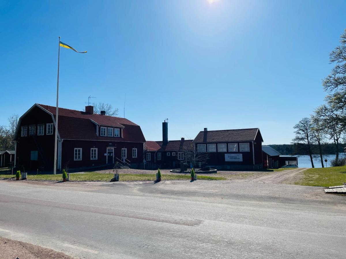 Trehoerna Hotell & Konferens Trehorna Exterior photo