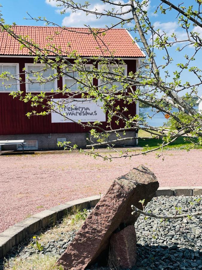 Trehoerna Hotell & Konferens Trehorna Exterior photo